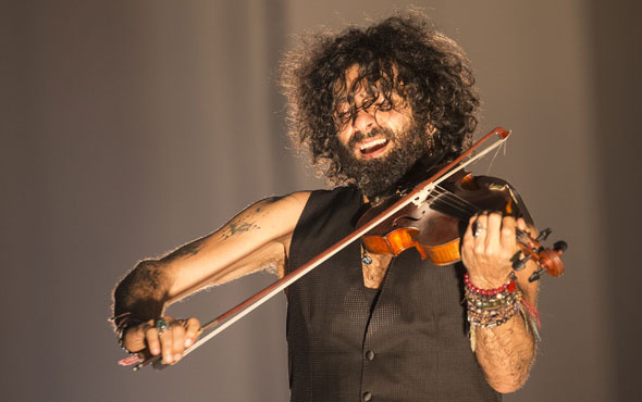 Şanlıurfa kökenli Malikian'dan müzik ziyafeti