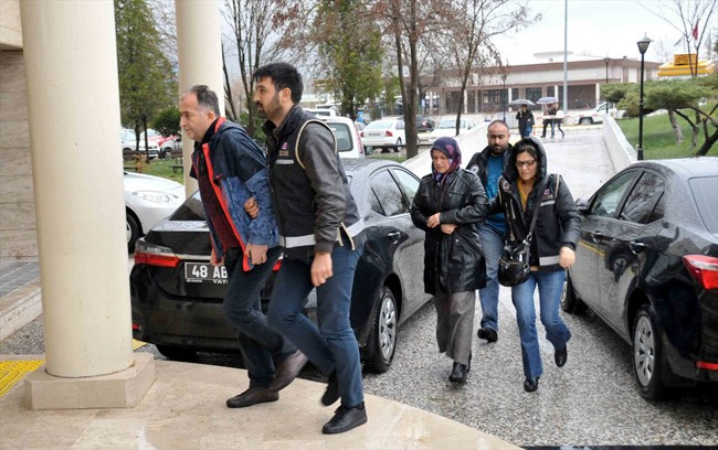 En bomba bylock gözaltıları subay, polis ve öğretmenler...