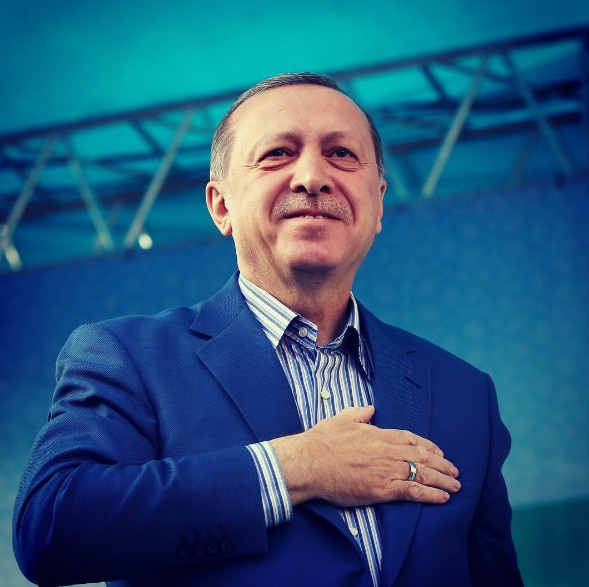 Cumhurbaşkanı Erdoğan'dan büyük jest hesabından paylaştı