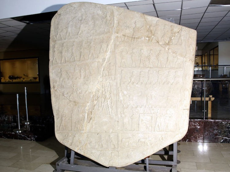 Tesadüfen bulunan kabartma 4000 yıllık çıktı