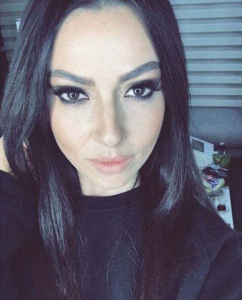 Hadise'nin reklamdan alacağı paraya bakın dudak uçuklattı