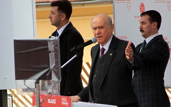 Bahçeli Elazığ'da ilk 'evet' mitinginde gürledi