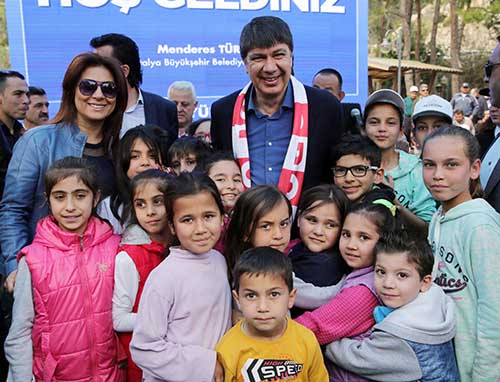 Başkan Türel Büyükşehir personeli ile piknik yaptı 