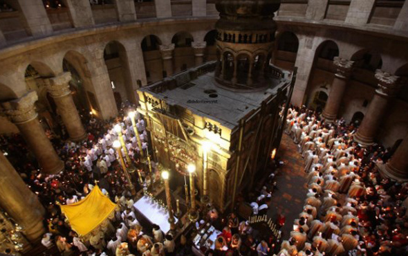 Anahtarı Müslümanlarda Hz İsa'nın mezarı açılıyor