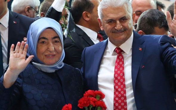 Binali Yıldırım: 'Hanım benim kum saatim'