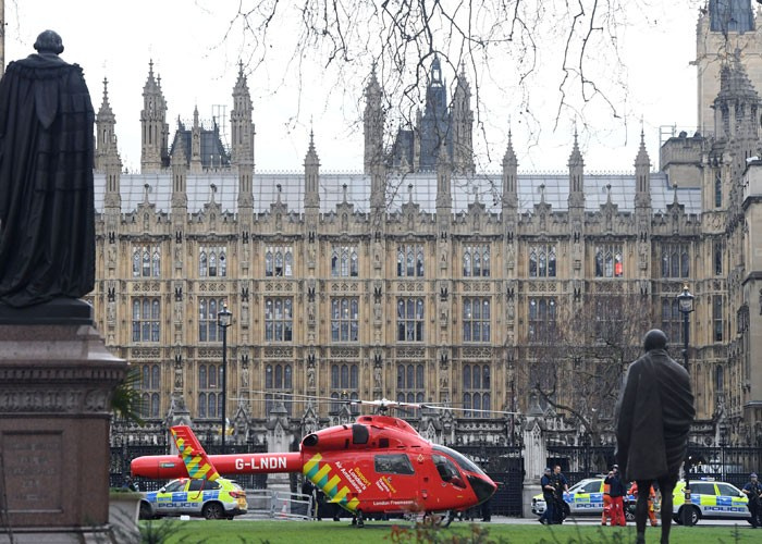 İngiliz Parlamentosundaki saldırıdan ilk görüntüler