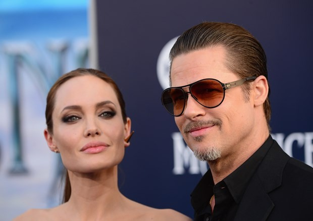 Jolie ve Brad Pitt ayrılık sonrası ilk kez görüştü