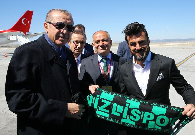 Havaalanında Erdoğan'ı karşılayan sürpriz isim!