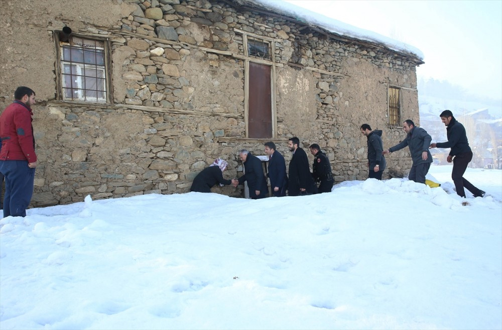 Muşlu aile o anları anlattı! Başbakan'ı karşımızda görünce...