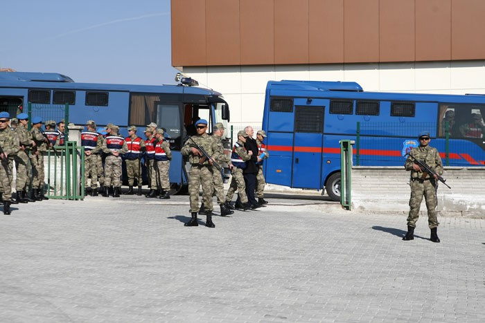 Huduti duruşmaya böyle getirildi! Dikkat çeken detay