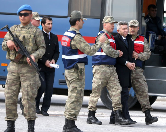 Huduti duruşmaya böyle getirildi! Dikkat çeken detay