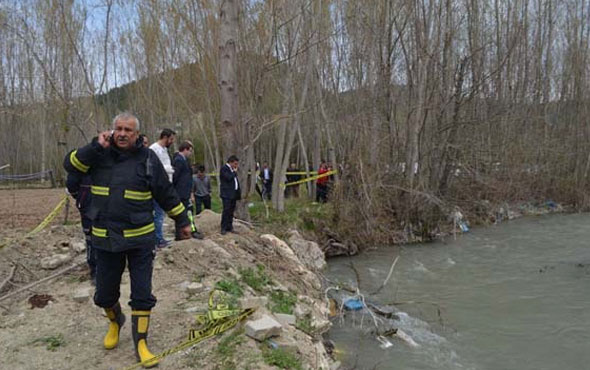 26 yıl önce bebeğini attığı derede cesedi bulundu