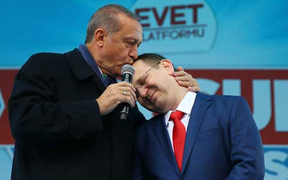 Erdoğan 15 Temmuz kahramanını sahneye çıkardı