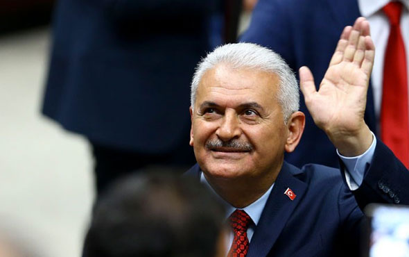 Referandumda evet zaferinin ardından Yıldırım'a yoğun karşılama