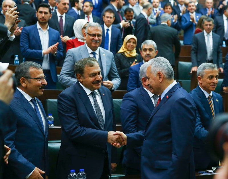 Referandumda evet zaferinin ardından Yıldırım'a yoğun karşılama