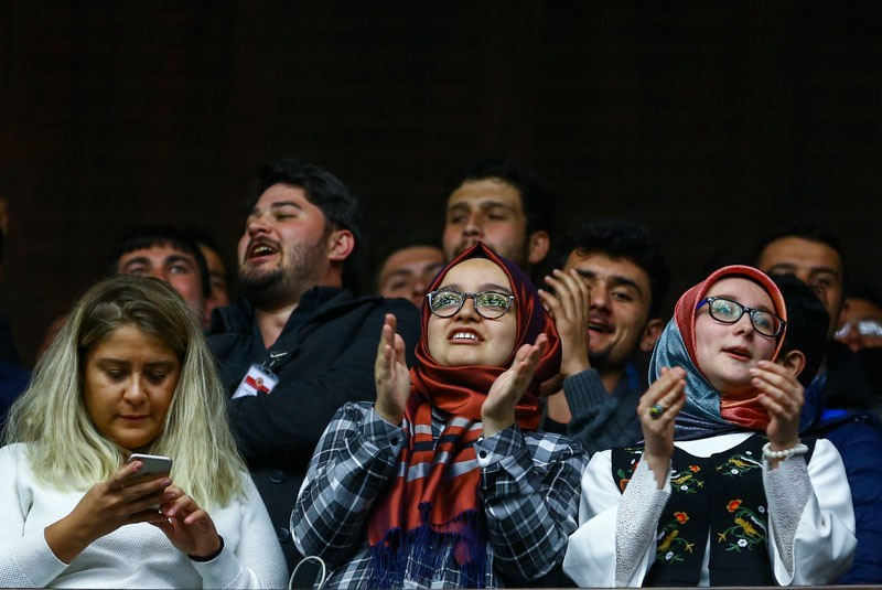 Referandumda evet zaferinin ardından Yıldırım'a yoğun karşılama