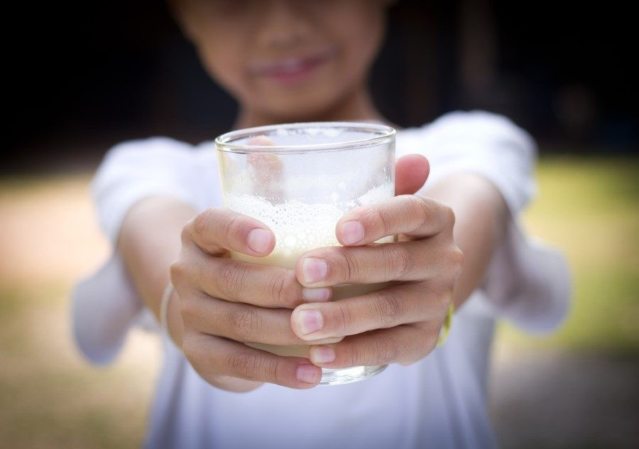 Fazla süt içmek ölüm riskini arttırıyor! Yanlış biliniyormuş