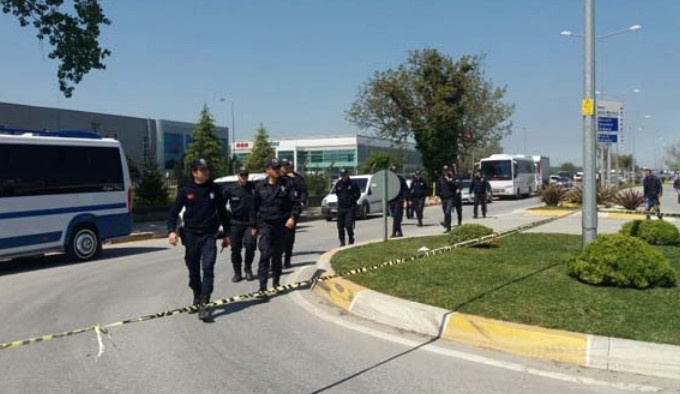 20 kişi bir anda geldi silahlarla taradılar saldırı şoku!