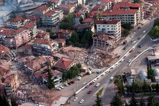 İstanbul depremi şiddeti ve tarihi Mehmet Özhaseki açıkladı