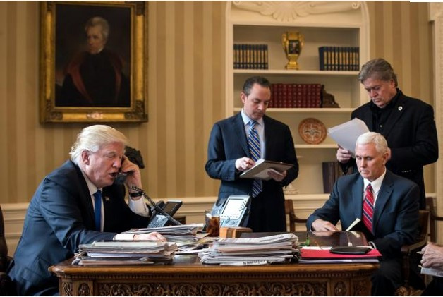 Trump'ın masasındaki kırmızı buton ifşa oldu! Meğer basınca...