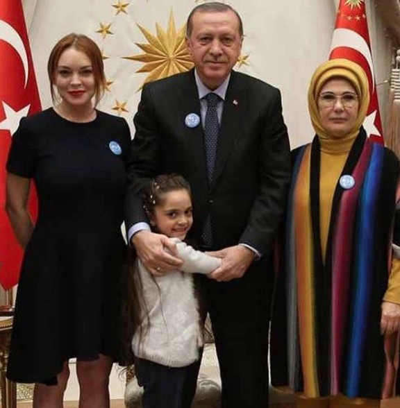 Lindsay Lohan'ın yeni haline bakın herkes şoke oldu