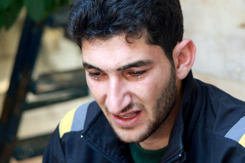 İdlib'de ikiz bebeklerini kaybeden baba konuştu