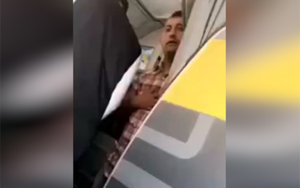 Uçakta olay çıkaran yolcuya öldüresiye dayak!