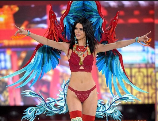 Victoria's Secret Fashion Show ceza getirdi