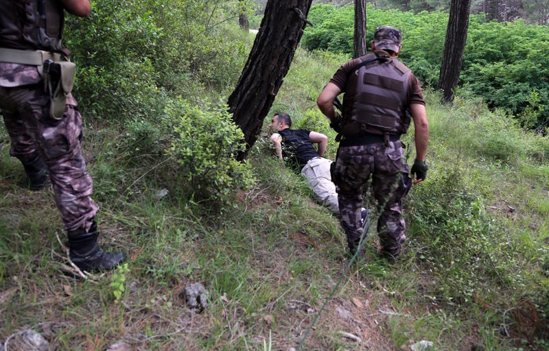 Özel harekat polisinden nefes kesen kovalamaca!