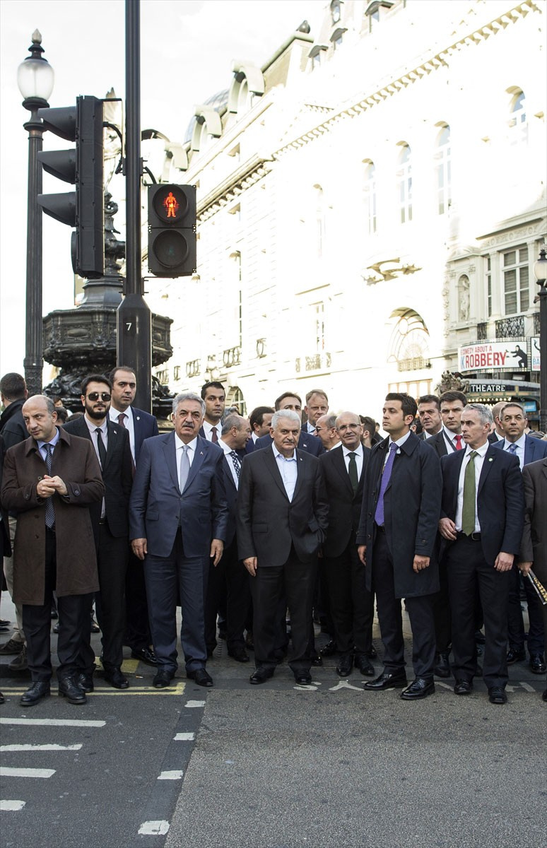 Başbakan'ın üç günlük ziyareti böyle sona erdi şaşırtan ikram