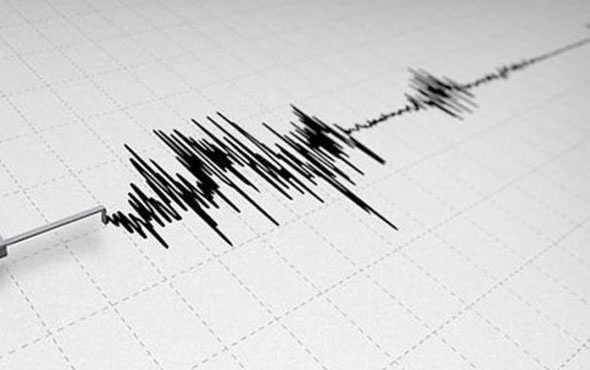 İran'da 5,7 büyüklüğünde deprem