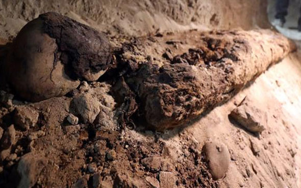 Mısır'da yer altı mezarlığında 17 mumya Bulundu