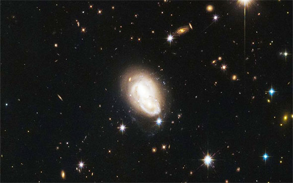 NASA'dan müthiş keşif! Yeni bir galaksi daha bulundu