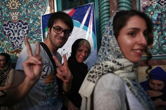 İran seçim sonuçları kim kazanır Ruhani mi Reisi mi?