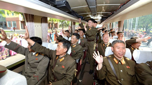 Kuzey Kore 19 Mayıs kutlaması bir de nedenine bakın