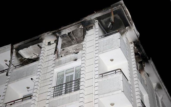 Esenyurt'ta apartman dairesinde patlama: Yaralılar var