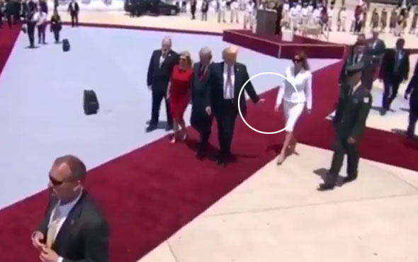 Dünya Melania Trump'ın bu tepkisini konuşuyor