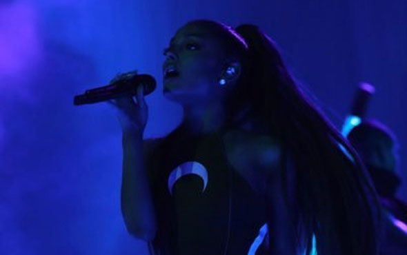 Saldırı sırasında sahnedeydi Ariana Grande'den ilk açıklama