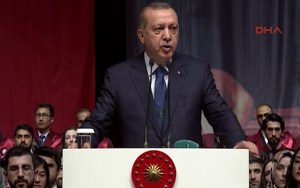 Cumhurbaşkanı Erdoğan İstanbul Tıp Fakültesi mezuniyet töreninde konuştu