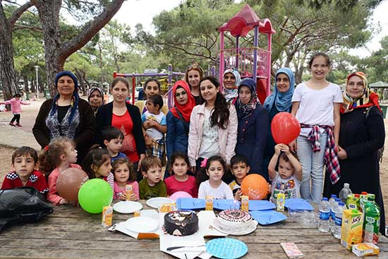 Büyükşehir Aile Eğitim Merkezleri piknikte buluştu