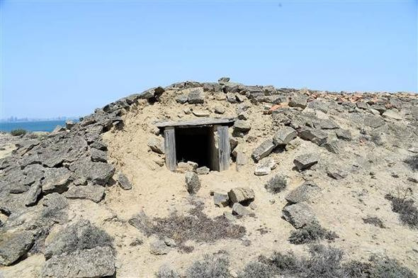 Yüzlerce askerin öldüğü Nargin Adası'na ziyaret