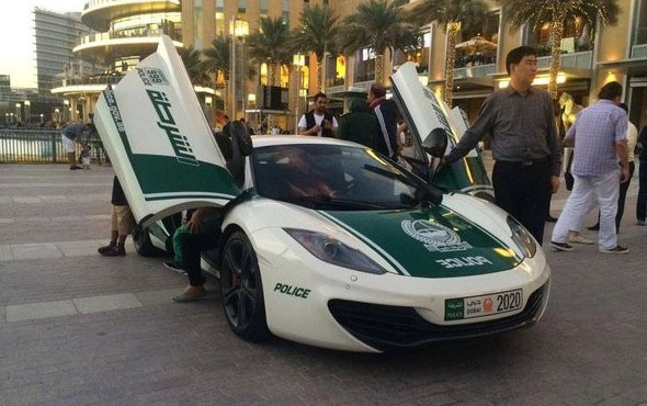 Dubai polisinin kullandığı arabaya bakın dünyanın en hızlısı!