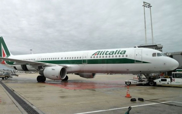 İtalya havayolu şirketi Alitalia'ya kayyum atandı