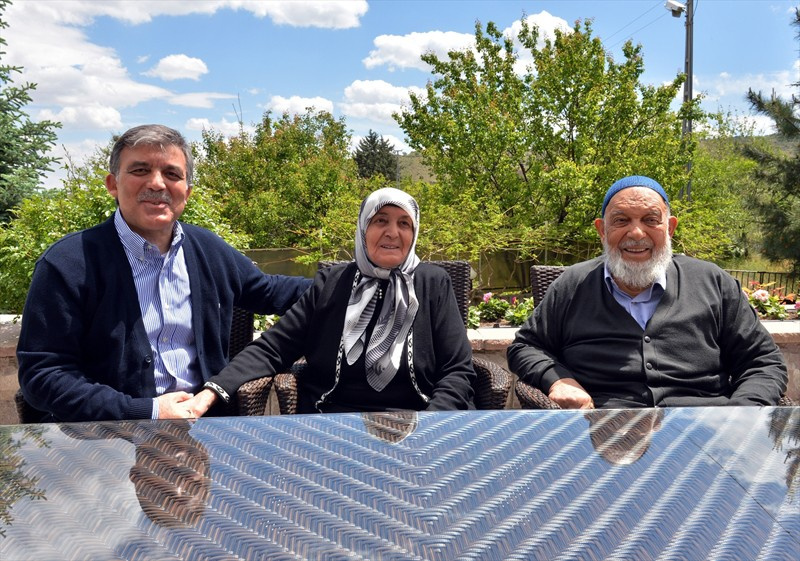 Abdullah Gül'ün acı günü! Babasının cenazesi için özel isteği