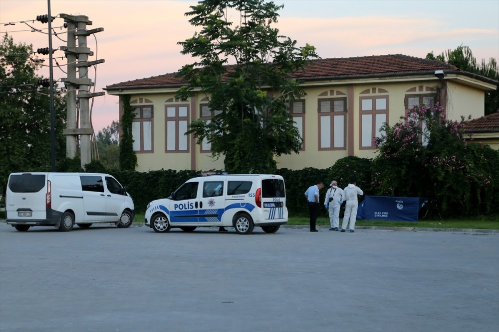 Adana'da sarmaşıkların arasında ceset bulundu!