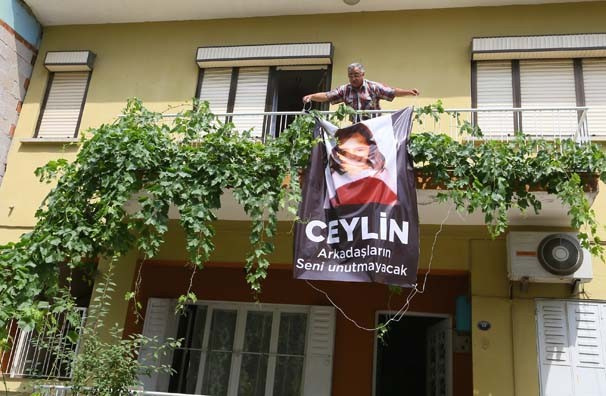 Ceylin son yolculuğuna böyle uğurlandı