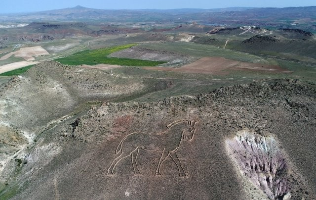 Kapadokya'nın uzaydan görülen heykelleri