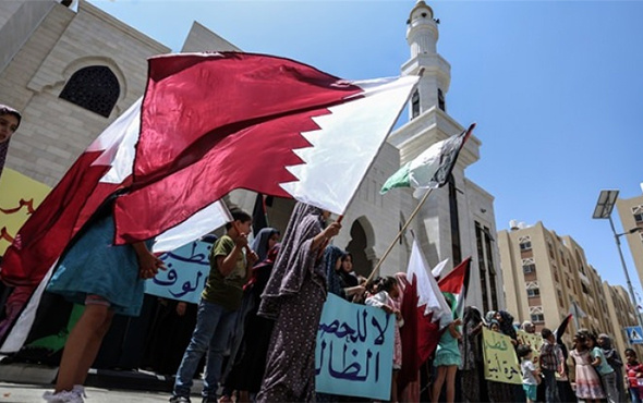 BAE, Katar'a karşı olan ambargoyu genişletti!
