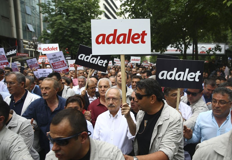 Kemal Kılıçdaroğlu yürüyüşe başladı ilk görüntüler