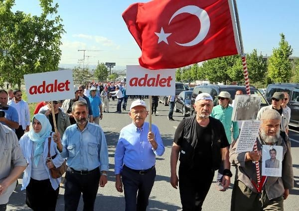 Kılıçdaroğlu'nun yürüyüşünde dikkat çeken isimler